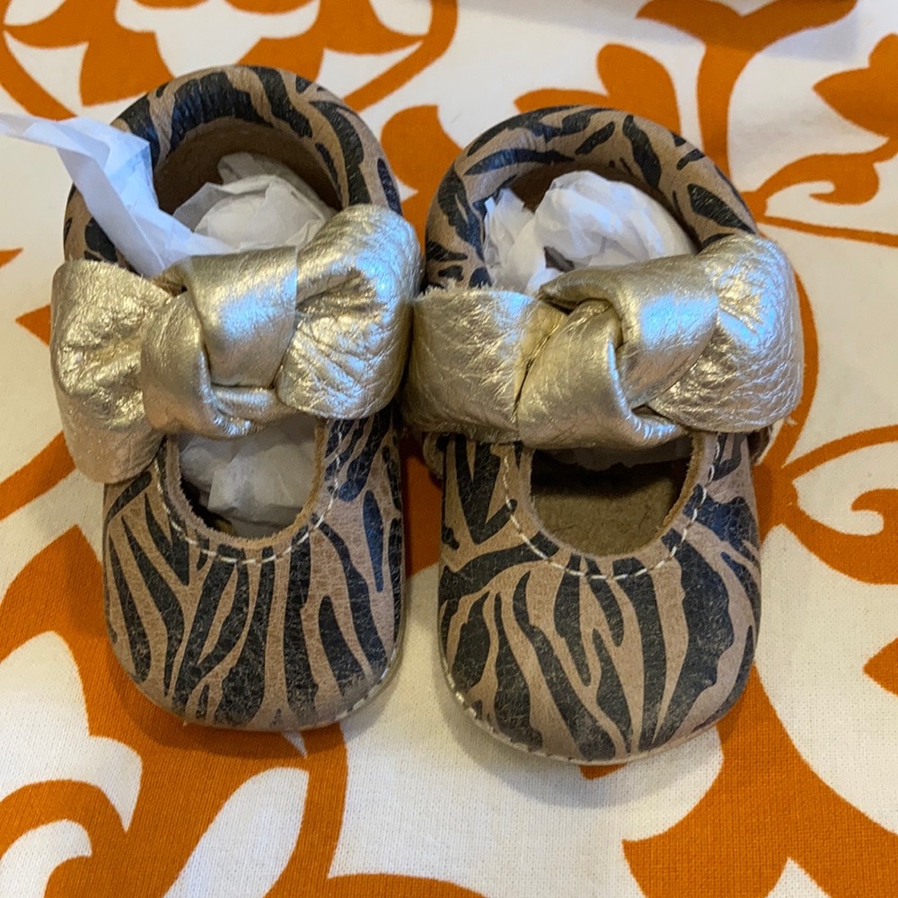 Freshly Picked newborn moccasins size 0